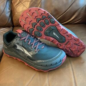 Men’s Altra Lone Peak 6 Black/Gray Size 12